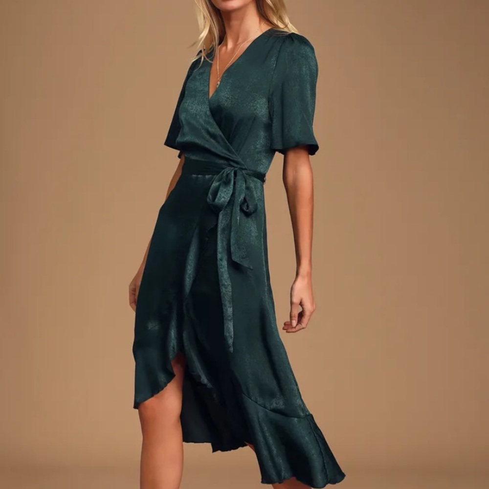 Lulus dark green wrap satin dress - NWOT!